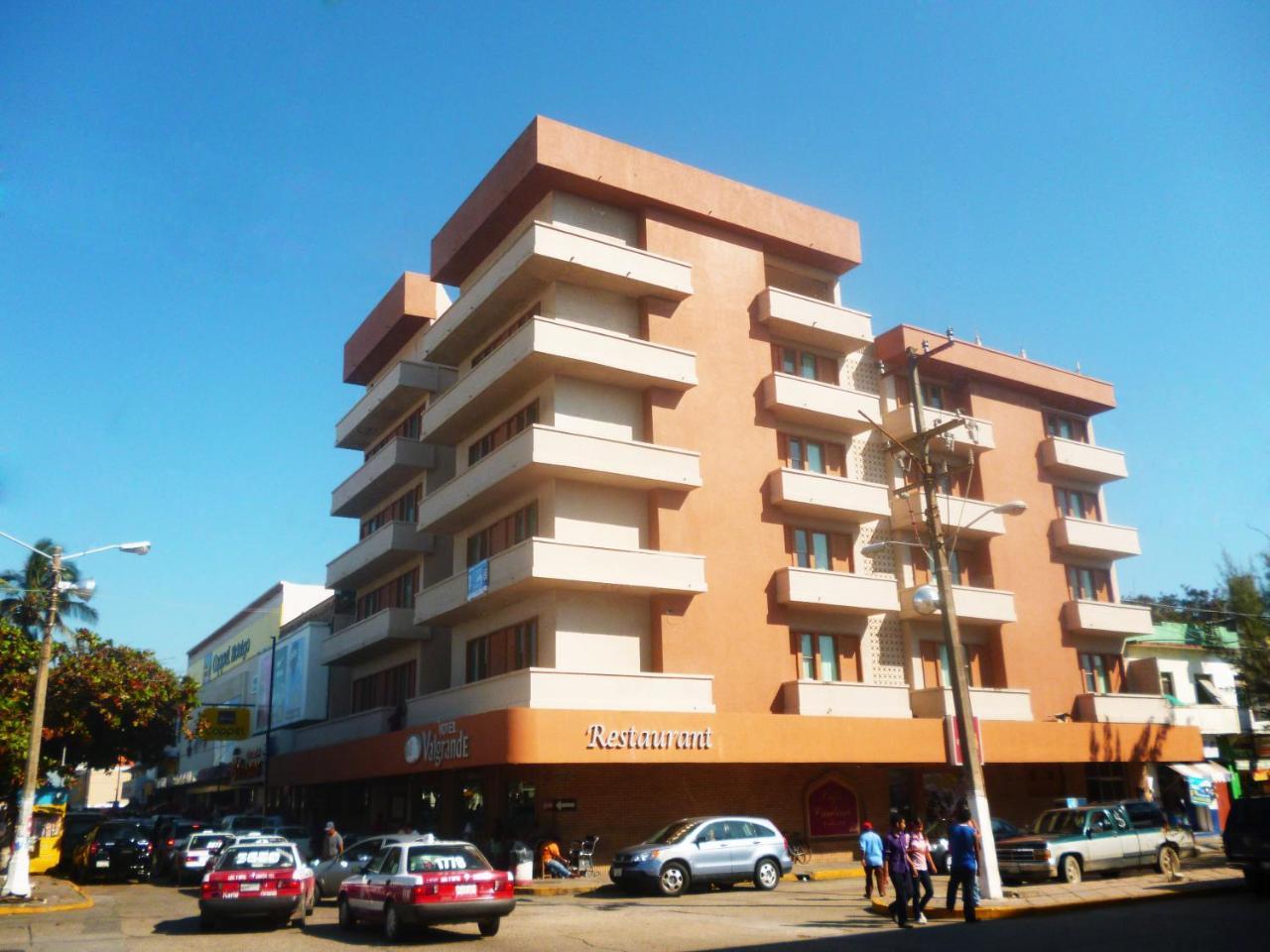 Hotel Valgrande Coatzacoalcos Exterior photo