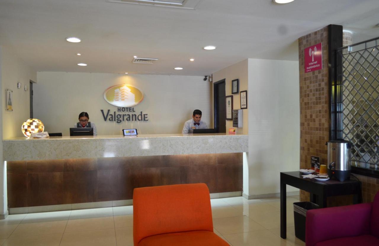 Hotel Valgrande Coatzacoalcos Exterior photo